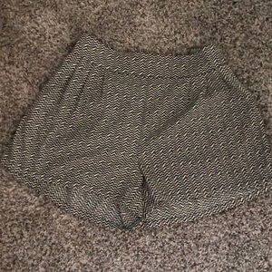 Chevron Flowy Shorts